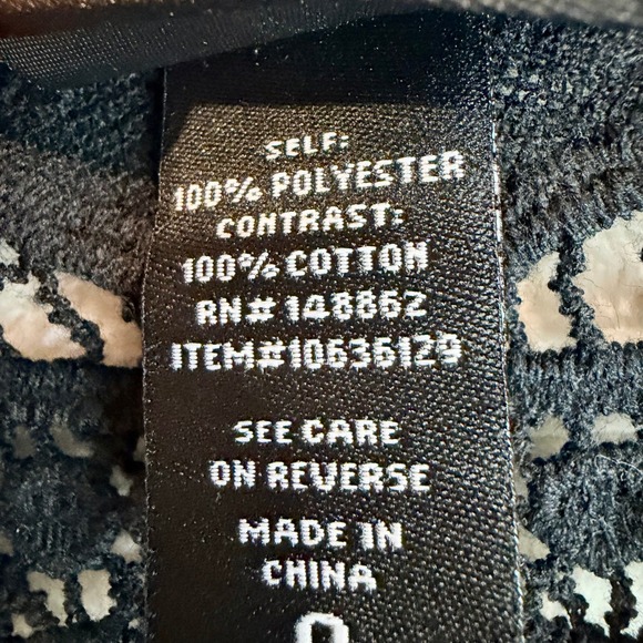 Torrid Floral Crochet Lace Tank Top Navy Pink Blue Sleeveless Blouse Size 0 - Picture 5 of 7